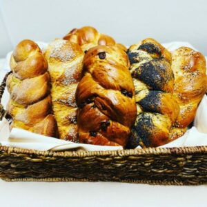 kosher challah in milwaukee hannahs kitchen